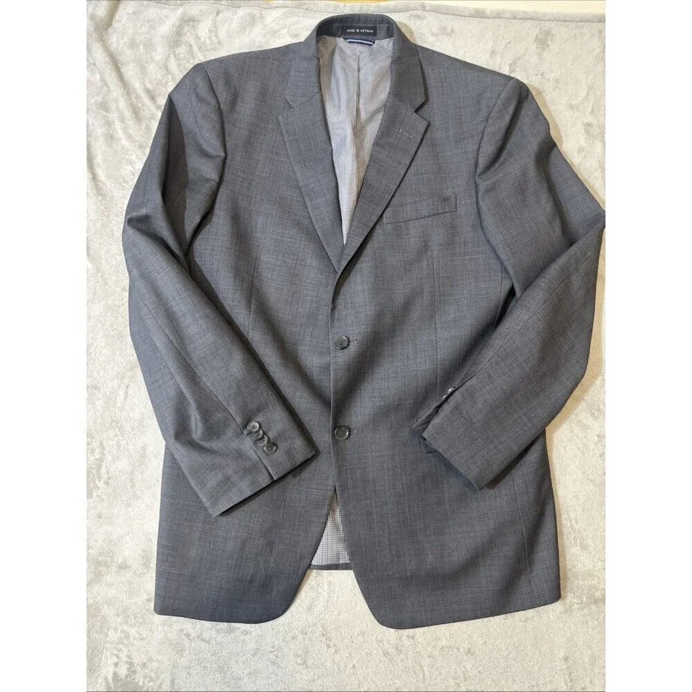 Tommy Hilfiger 100% Wool Blazer Sport Coat Gray 2 Button Size 42L